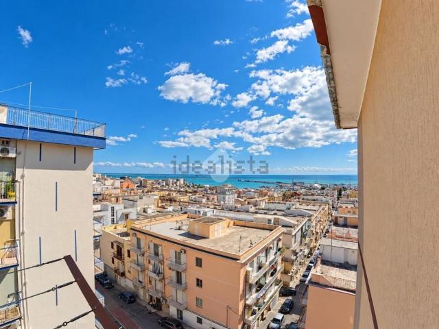 Appartamento in vendita di 120 m² in Via Cimarrusti, 57
