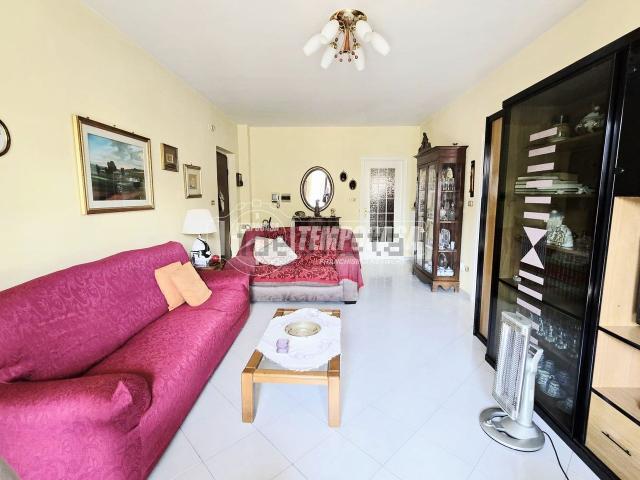 Appartamento in vendita di 120 m² in Via Circumvallazione