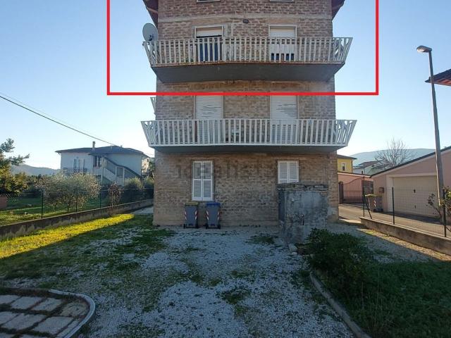 Appartamento in vendita di 120 m² in Via Clitunno