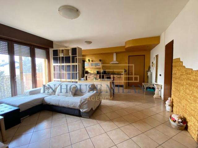 Appartamento in vendita di 120 m² in Via A. Valè