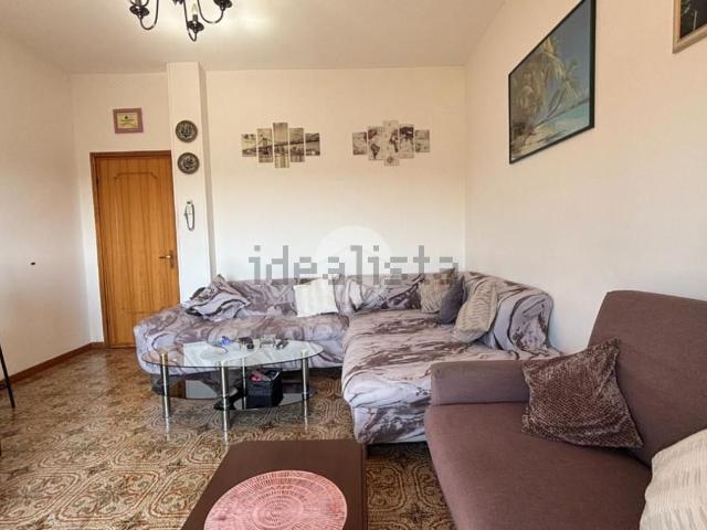 Appartamento in vendita di 136 m² in Via A. De Gasperi, 1