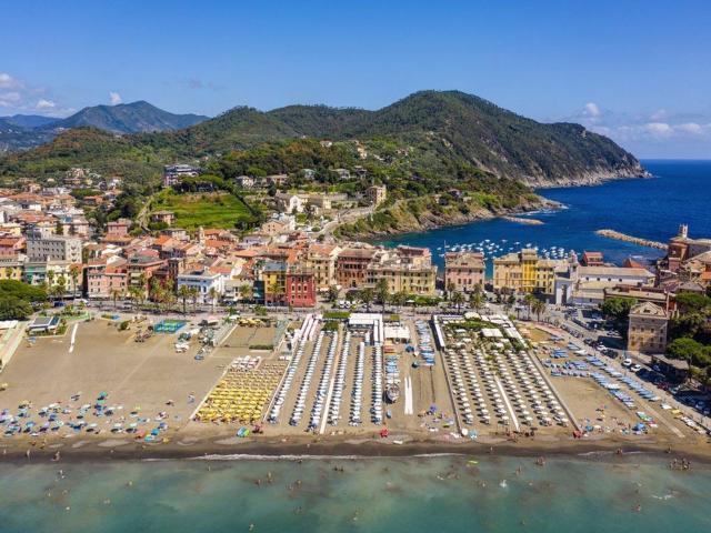 Appartamento in vendita di 120 m² in Via Antica Romana Occidentale, 360