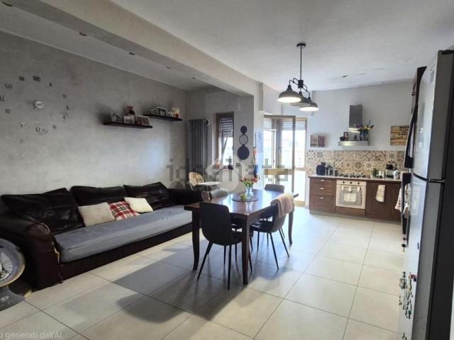 Appartamento in vendita di 120 m² in Via Antonio Fugazzola