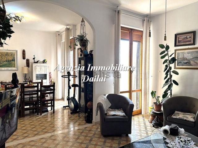 Appartamento in vendita di 130 m² in Via Antonio Gramsci, 11