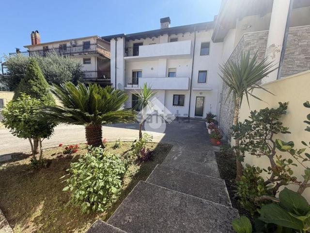 Appartamento in vendita di 120 m² in Via Angelo Renna, 6