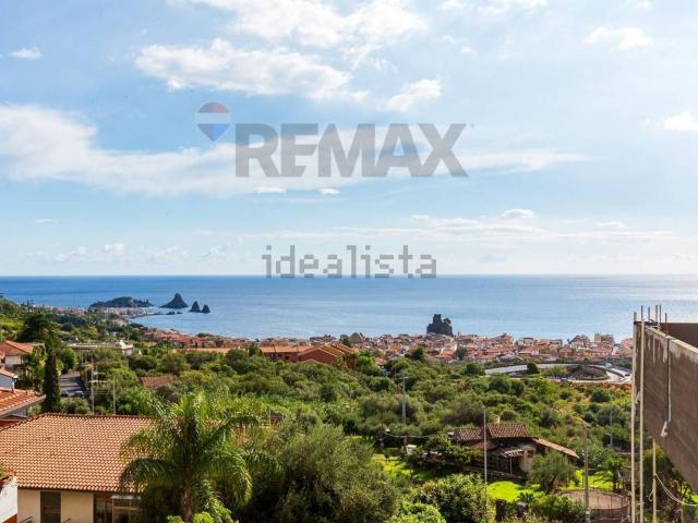 Appartamento in vendita di 120 m² in Via Acicastello, 91