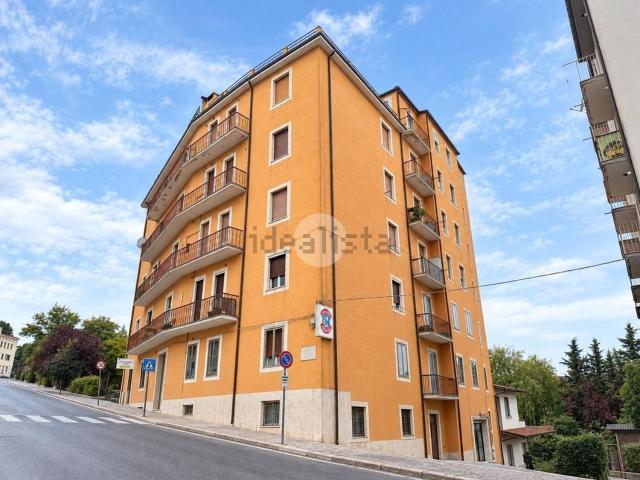 Appartamento in vendita di 120 m² in Via Agostino De Pretis, 1