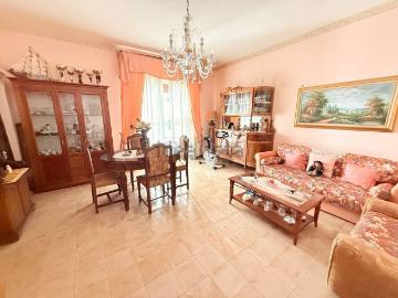 Appartamento in vendita di 120 m² in Via Alcibiade