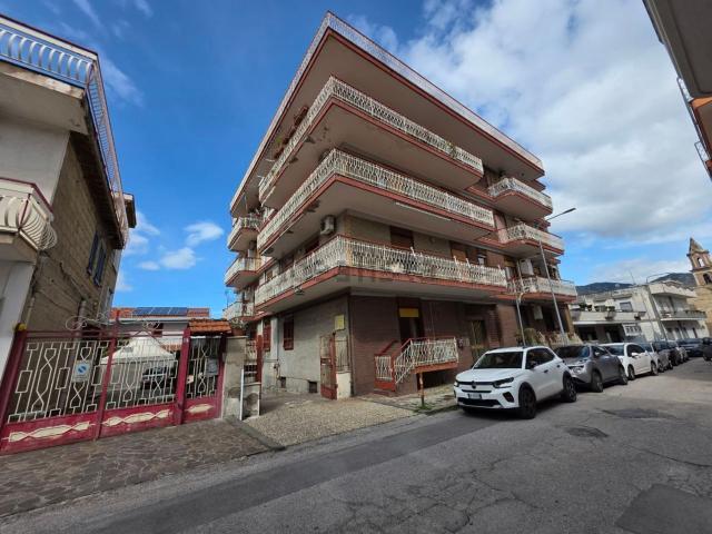 Appartamento in vendita di 120 m² in Via Alcide De Gasperi, 10