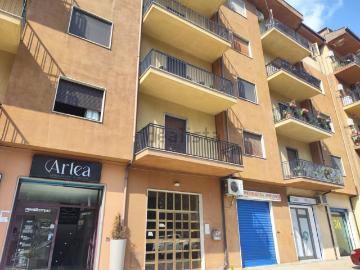 Appartamento in vendita di 120 m² in Via Alcide De Gasperi, 19