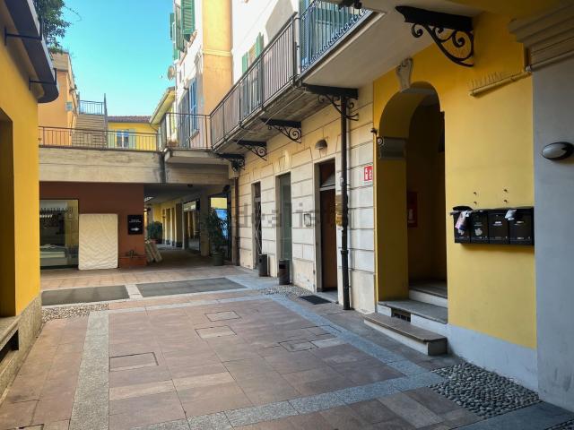 Appartamento in vendita di 120 m² in Via Alessandro Manzoni, 12