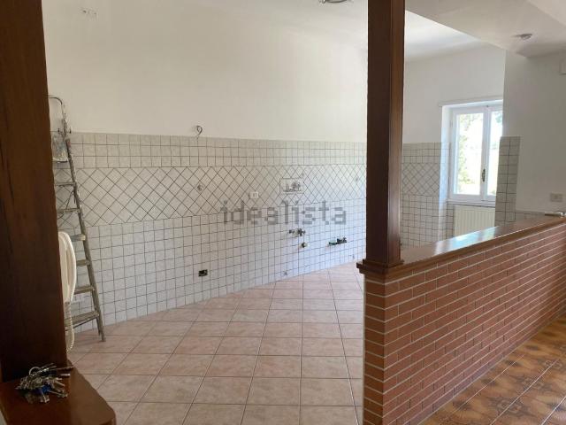 Appartamento in vendita di 120 m² in Via Appia Nord