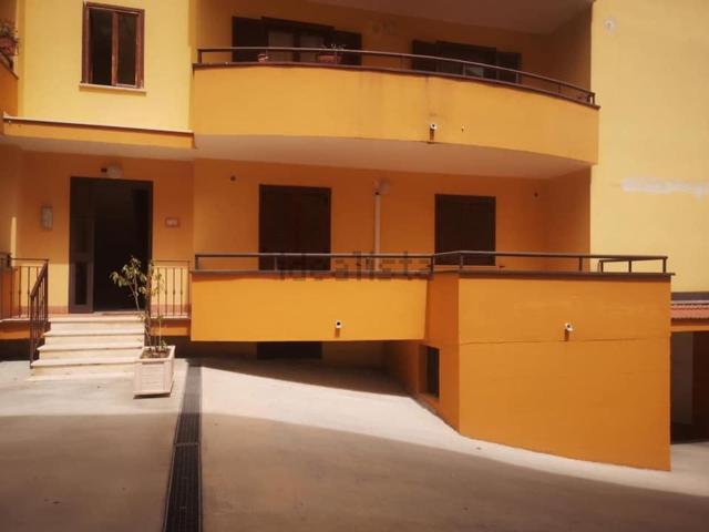 Appartamento in vendita di 120 m² in Via Arbustella
