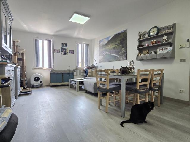 Appartamento in vendita di 120 m² in Via Ariis di Sotto, 8