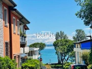 Appartamento in vendita di 120 m² in Via B. Vighenzi