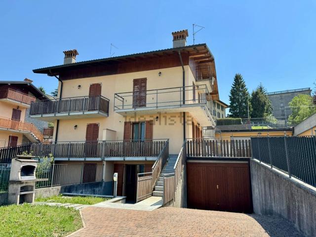 Appartamento in vendita di 120 m² in Via Botto