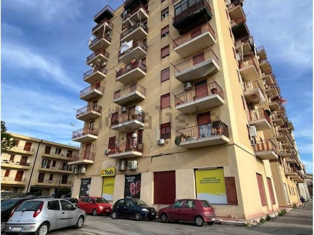 Appartamento in vendita di 120 m² in Via Bottego