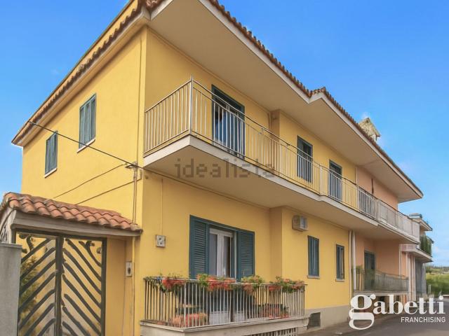Appartamento in vendita di 120 m² in Via Bolzano