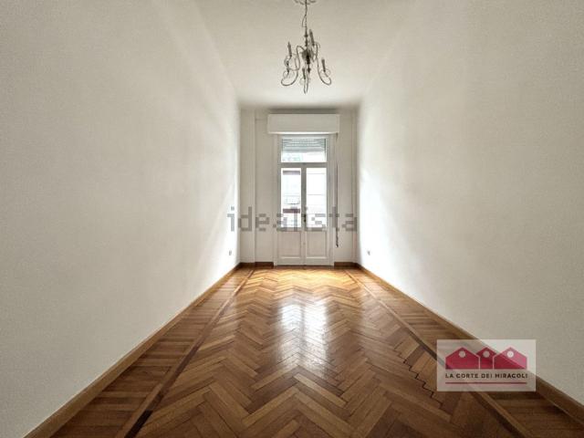 Appartamento in vendita di 120 m² in Via Battaglione Monte Berico