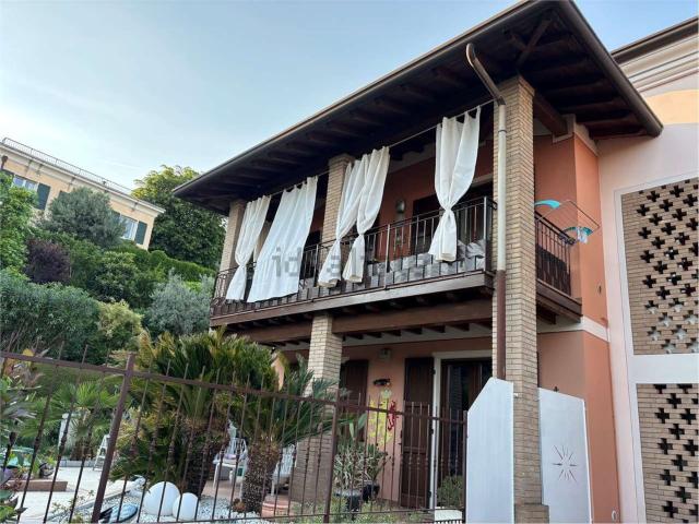Appartamento in vendita di 120 m² in Via Baratello