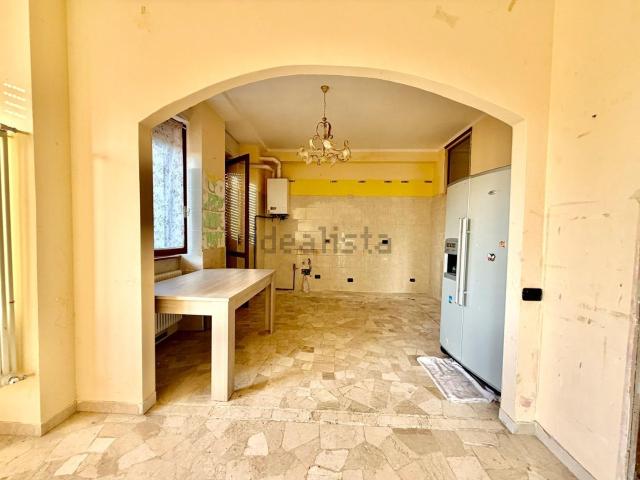 Appartamento in vendita di 120 m² in Via Benvenuto Cellini