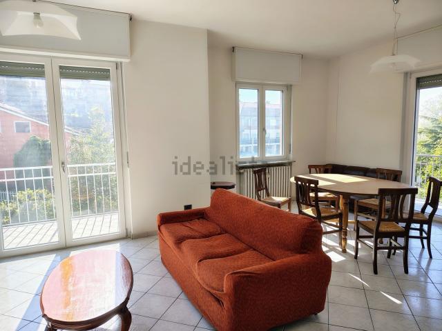 Appartamento in vendita di 120 m² in Via Beppe Fenoglio, 16
