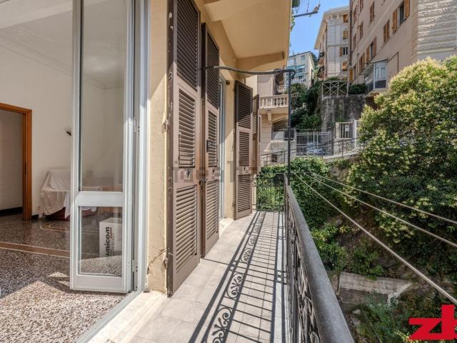 Appartamento in vendita di 120 m² in Via Bernardo Strozzi