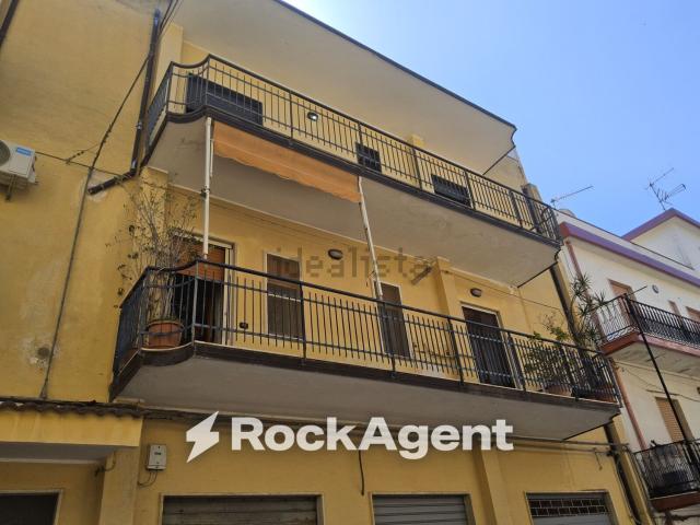 Appartamento in vendita di 120 m² in Via Bernardino Telesio