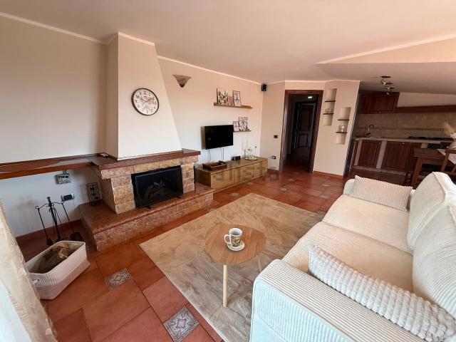 Appartamento in vendita di 120 m² in Via Biagio Miraglia, 62