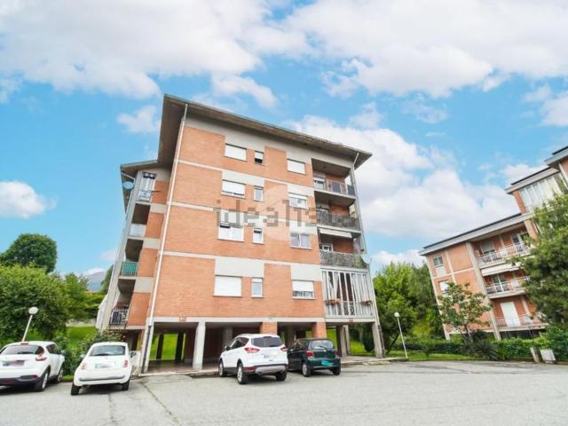 Appartamento in vendita di 120 m² in Via Brigate Partigiane, 37
