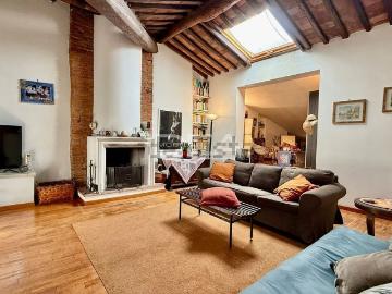 Appartamento in vendita di 120 m² in Via Burlamacchi