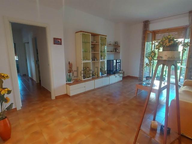 Appartamento in vendita di 120 m² in Via G. di Vittorio, 45