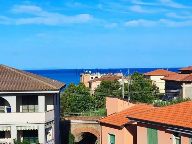 Appartamento in vendita di 120 m² in Via G. Matteotti