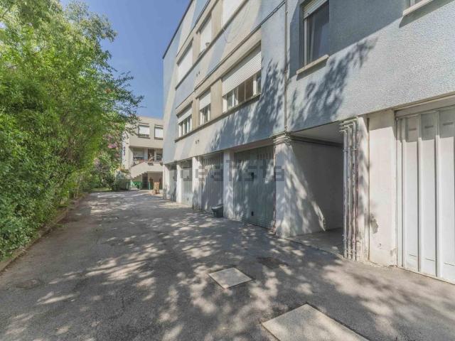 Appartamento in vendita di 120 m² in Via G. Pilati, 39