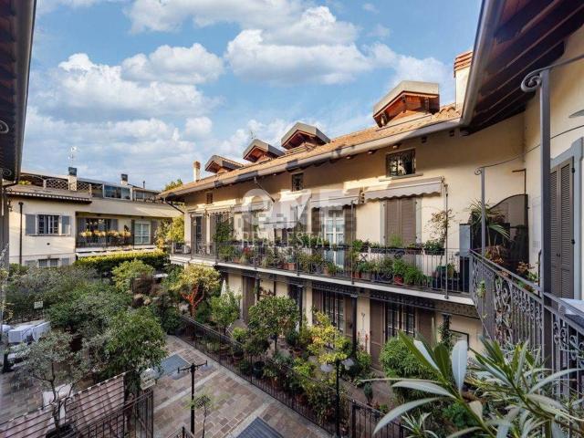 Appartamento in vendita di 120 m² in Via Gaetano Donizetti, 16