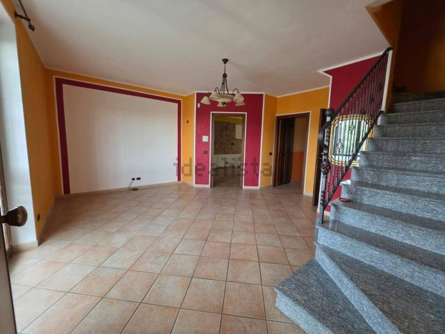 Appartamento in vendita di 120 m² in Via Gandhi, 11