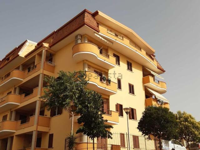 Appartamento in vendita di 120 m² in Via Gen. Carlo Alberto dalla Chiesa