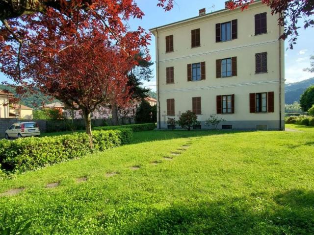 Appartamento in vendita di 120 m² in Via Generale Cantore