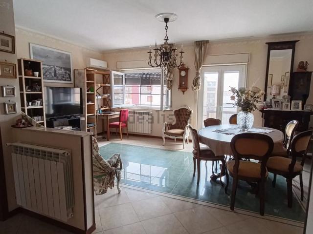 Appartamento in vendita di 120 m² in Via Genuardi