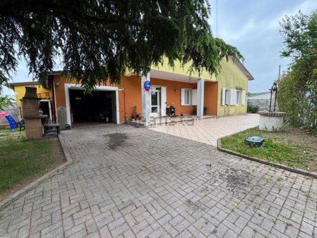 Appartamento in vendita di 120 m² in Via Ghisiolo, 21