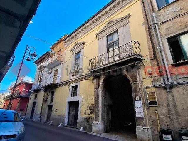 Appartamento in vendita di 120 m² in Via Giuseppe Cerrato
