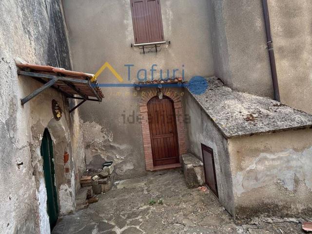 Appartamento in vendita di 120 m² in Via Giuseppe Garibaldi, 1