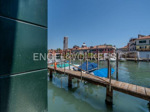Appartamento in vendita di 120 m² in Via Giuseppe Garibaldi