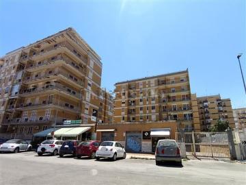Appartamento in vendita di 120 m² in Via Giuseppe di Vittorio