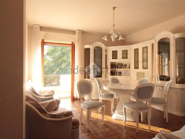 Appartamento in vendita di 120 m² in Via Giuseppe Manente, 2