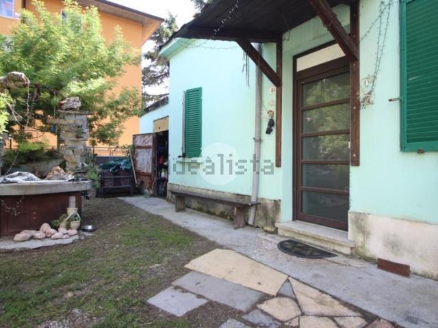 Appartamento in vendita di 120 m² in Via Giuseppe Piraccini, 84