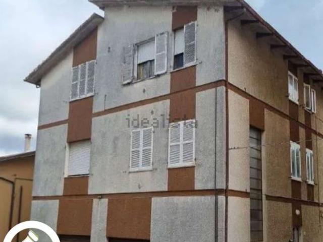 Appartamento in vendita di 120 m² in Via Giuseppe Verdi