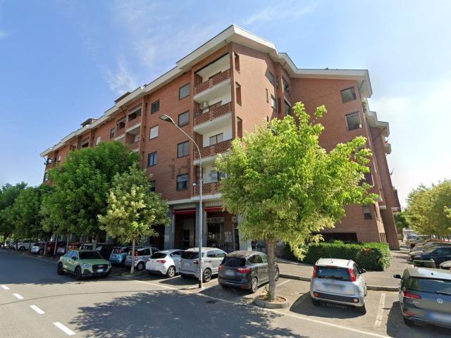 Appartamento in vendita di 120 m² in Via Giacomo Leopardi