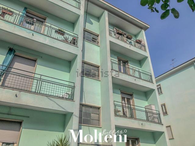 Appartamento in vendita di 120 m² in Via Giacomo Leopardi, 7