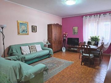 Appartamento in vendita di 120 m² in Via Giacomo Leopardi